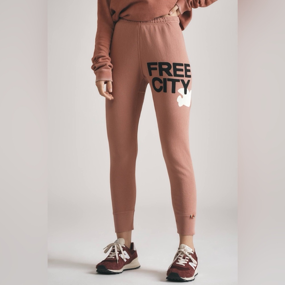 FREECITY Graphic Jogger Sweatpants- Pink/Grey/Black Size XS